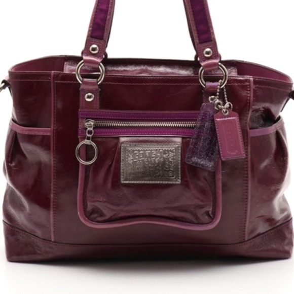 Coach Handbags - Coach poppy patent leather purple glam tote with crossbody strap
